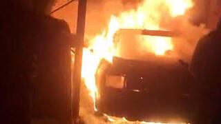 מתנחלים שורפים רכבי פלסטינים בכפר חג'ה