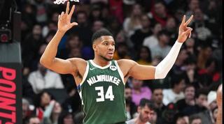 יאניס אנטטוקומפו