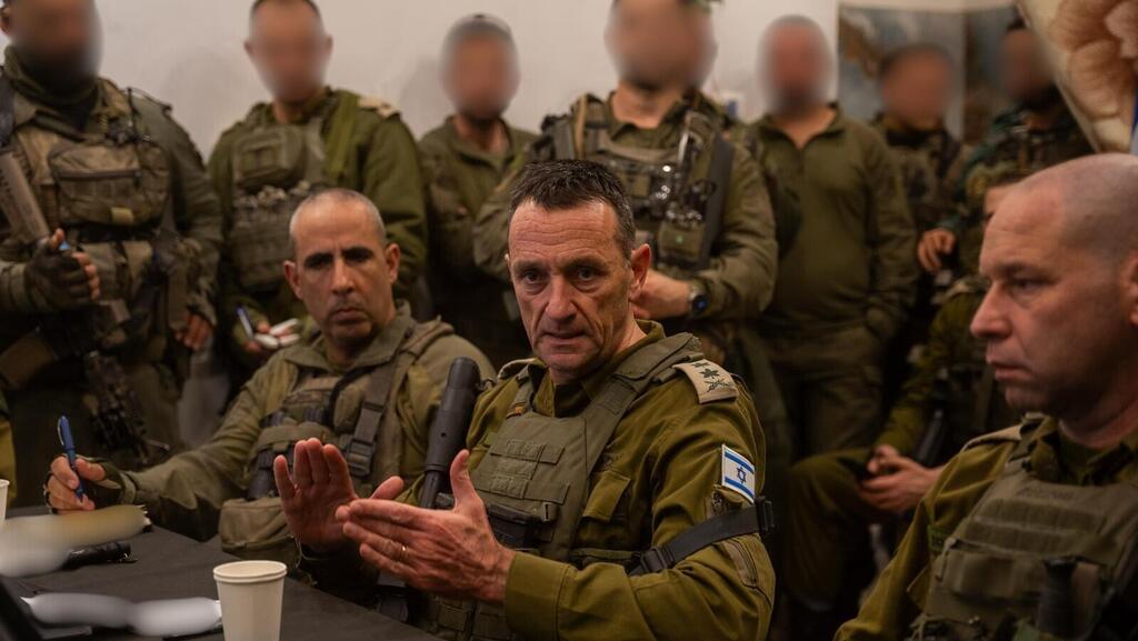 הרמטכ״ל, רב-אלוף הרצי הלוי בהערכת מצב ושיח מפקדים במרחב ג'באליה ברצועת עזה