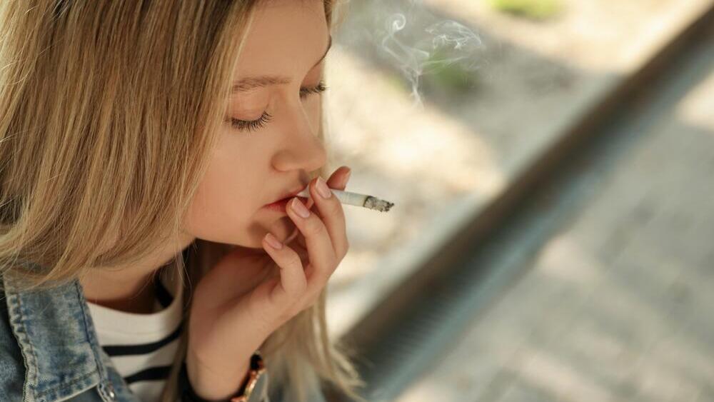 עישון סיגריה