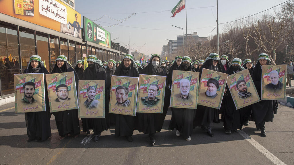 בסיס תת קרקעי נחשף באיראן לאחסון טילים ואמצעי לחימה שונים