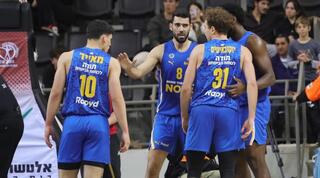 שחקני מכבי תל אביב