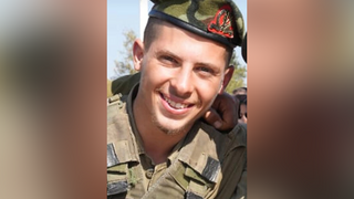 ישראל לונברג לוחם שנפצע בעזה וסובל מזיהום בגלל חיידקים עמידים