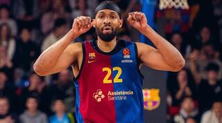 ג'בארי פארקר מאושר