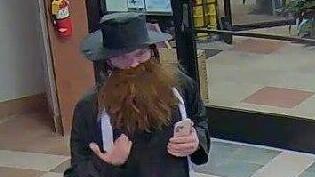 קית' גרלנד. ביקש לראות רב