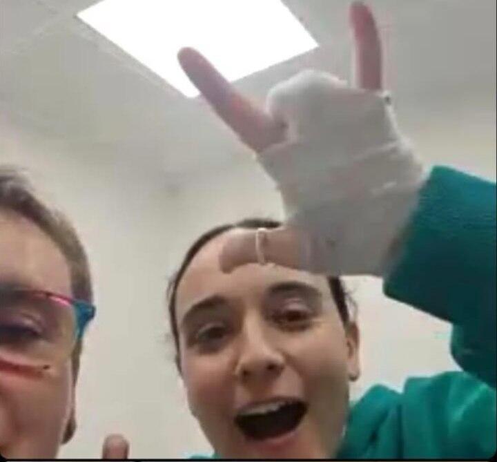 אמילי דמארי בשיחת וידיאו אחרי ששוחררה משבי חמאס