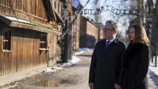 קיר סטרימר ורעייתו ויקטוריה במחנה ההשמדה אושוויץ