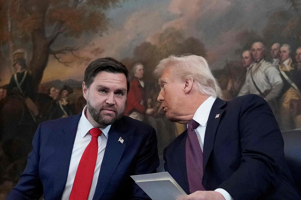 US Vice President JD Vance and Trump (Photo: Morry Gash / POOL / AFP) השבעת נשיא ארה"ב דונלד טראמפ