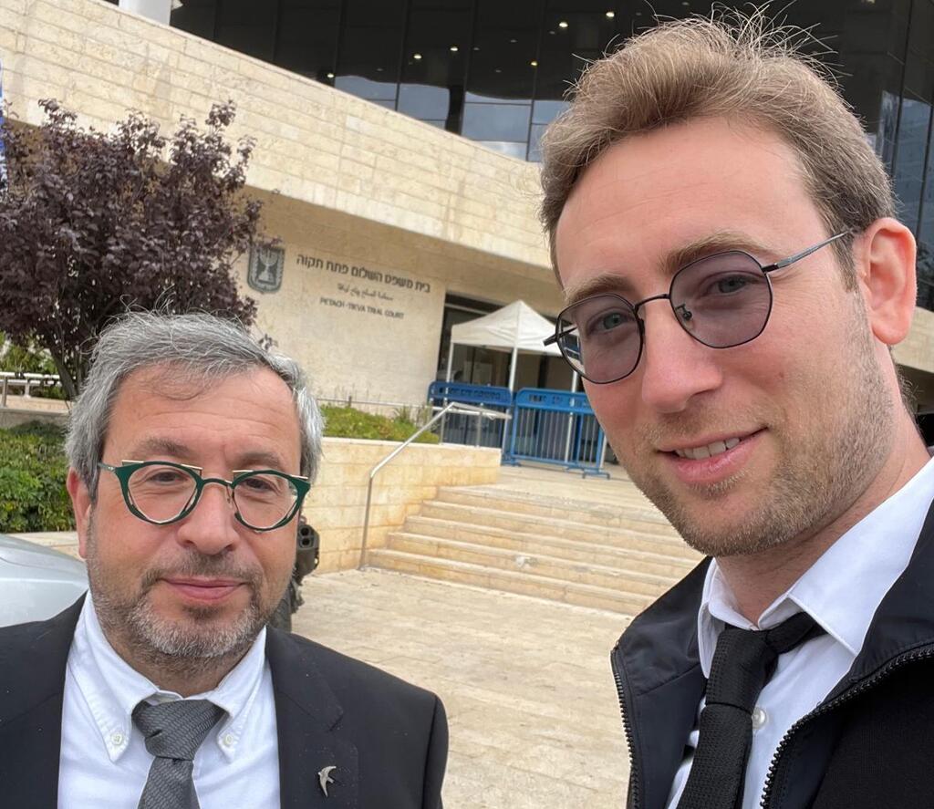 מימין: עו"ד ישראל זיסקינד ועו"ד משה יצחק אוסדיטשר