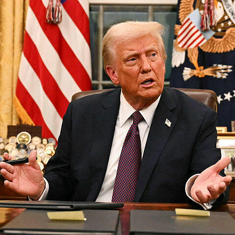 טראמפ בחדר הסגלגל בבית הלבן