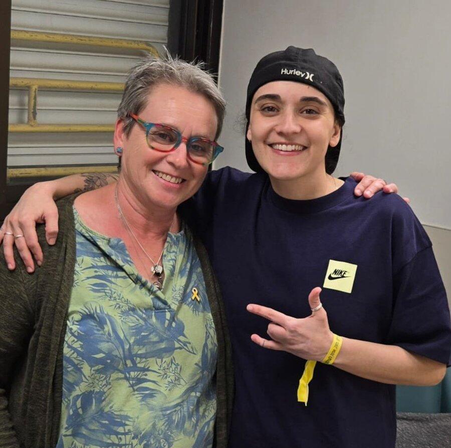 אמילי דמארי ואמה, מנדי דמארי