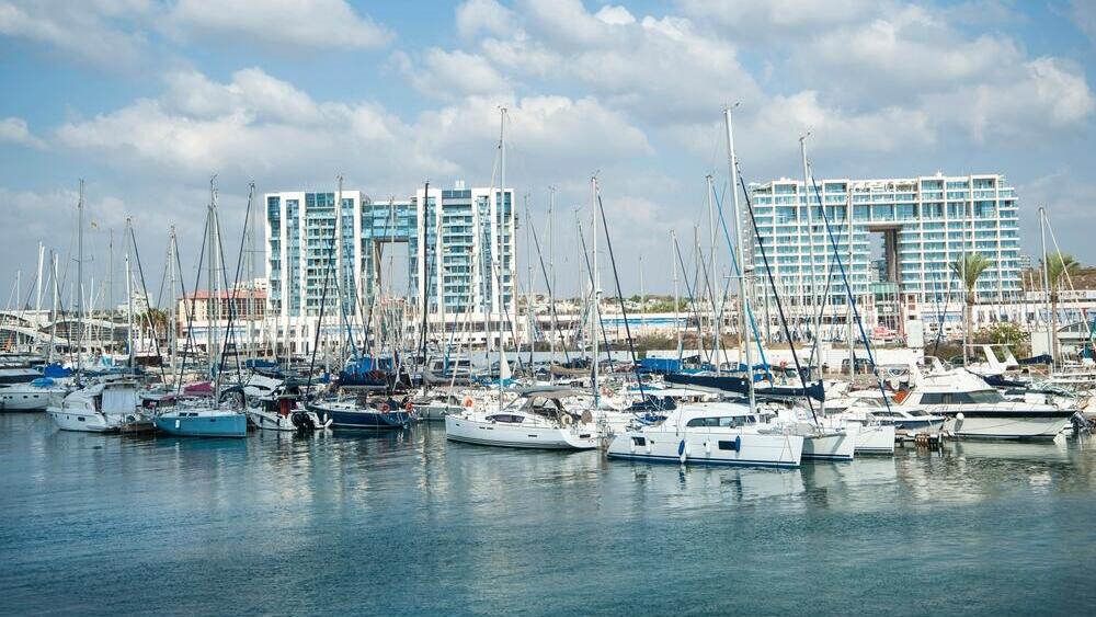 המרינה בחוף הרצליה