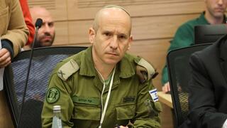 תא"ל שי טייב, ראש חטיבת תכנון ומנהל כח האדם, בוועדת חוץ וביטחון