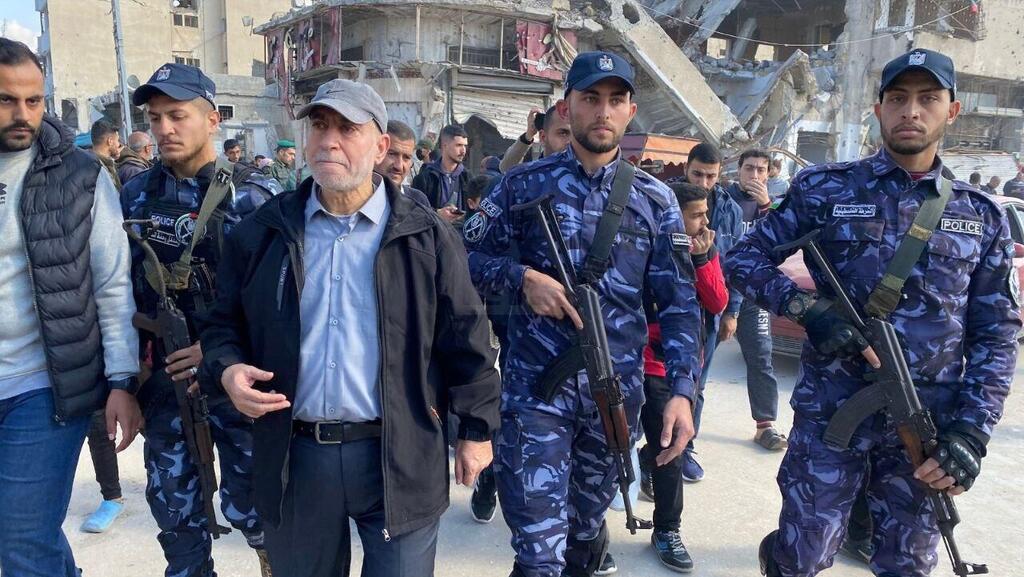 משטרת חמאס עם המפקד החדש מחמוד אבו ווטפה ברצועת עזה