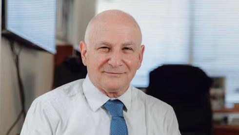 פרופסור יורם וייס