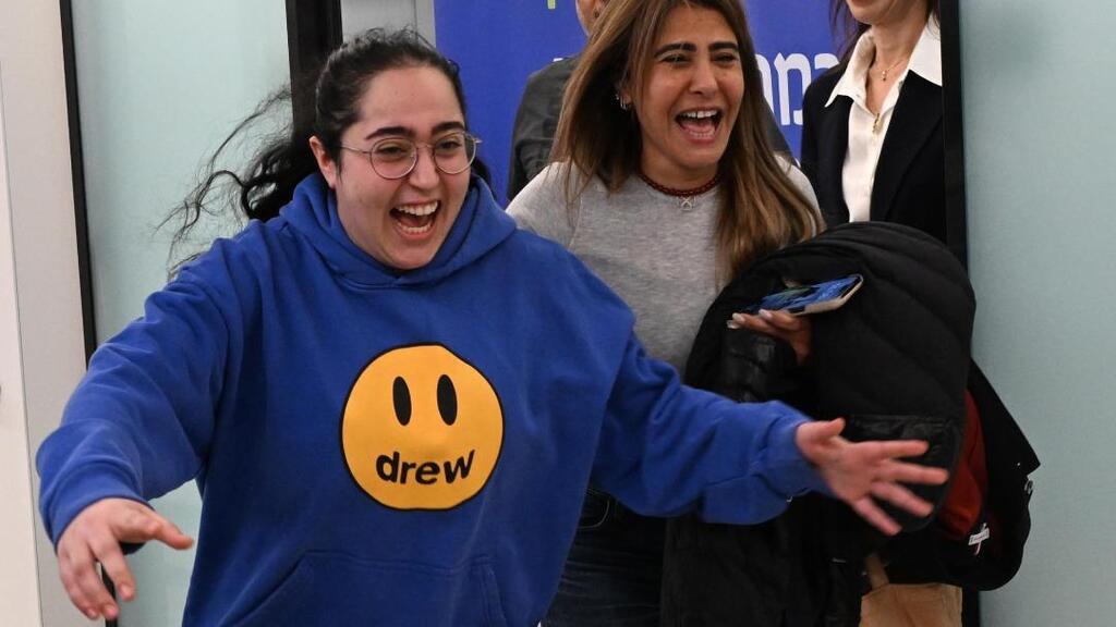לירי אלבג מגיעה לבית החולים