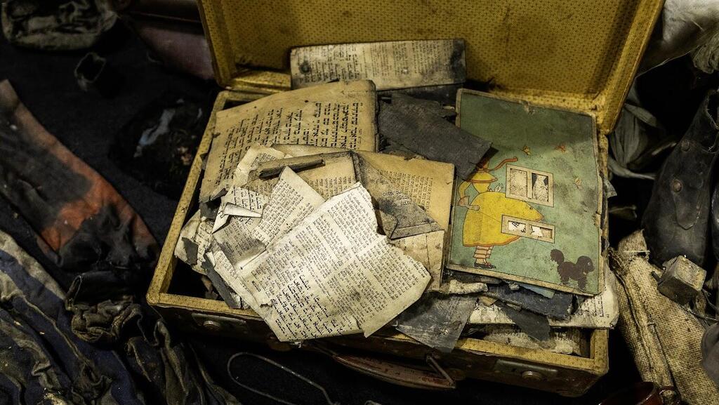 Jewish items returned to the foundation (Photo: Auschwitz-Birkenau Memorial Foundation) Jewish items returned to the foundation