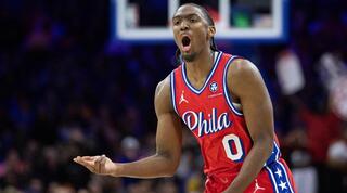 טייריס מקסי חוגג