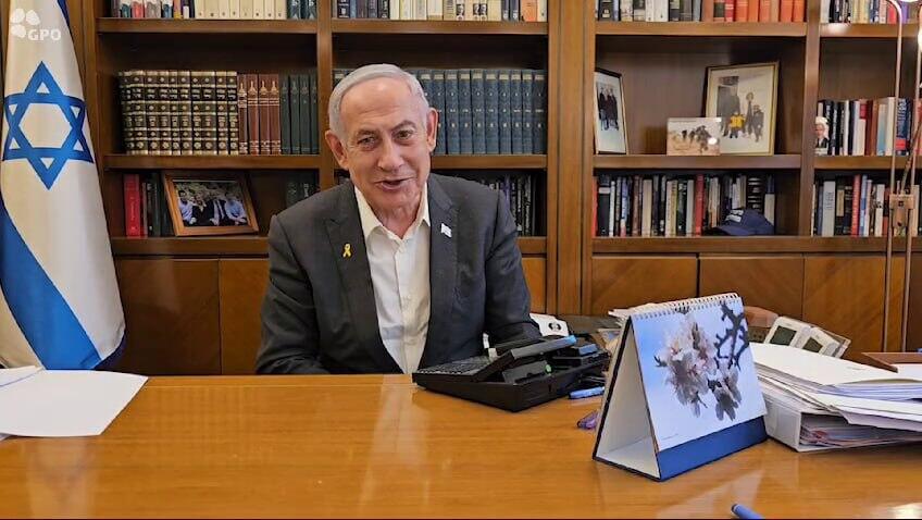 ראש הממשלה נתניהו משוחח עם הוריה של לירי אלבג, שירה ואלי