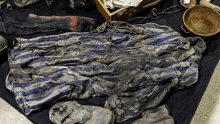 מדי אסיר מהמחנה