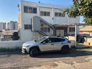 המכון ביבנה, בו צולמו סרטונים של מאמן שוכב עם עשרות נשים נשואות