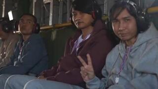 חמישה חטופים בעלי אזרחות תאילנדית בדרכם לבית החולים אסף הרופא