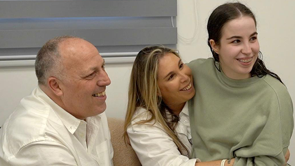 וידאו לייב טפט אגם ברגר נפגשת עם ההורים