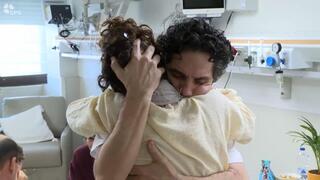 עופר קלדרון פוגש את בת זוגו בבית החולים שיבא