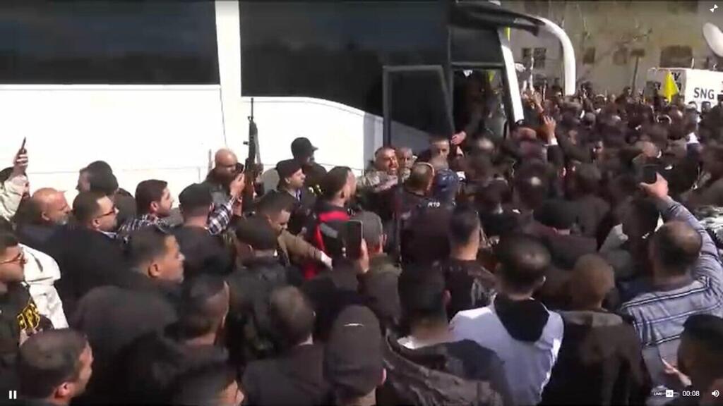 קבלת המחבלים המשוחררים ברמאללה