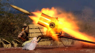 שיגור רקטה ממטוס שיגור במהלך תרגיל צבאי של משמרות המהפכה במפרץ ובדרום איראן