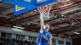 רומן סורקין מטביע