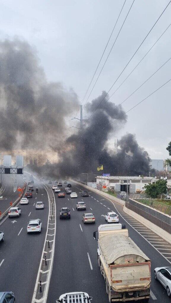 שריפה ליד תחנת רכבת ההגנה