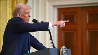 נשיא ארה"ב דונלד טראמפ במסיבת העיתונאים בבית הלבן