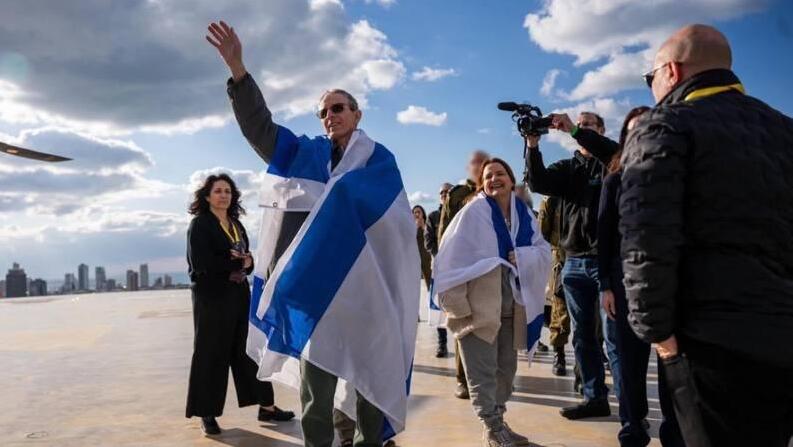 אלה בן עמי בסטורי אינסטגרם של חזרתו של אביה, אוהד בן עמי, משבי החמאס