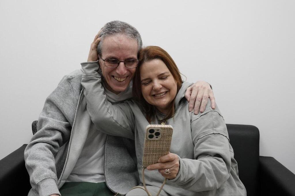 מפגש ראשון של אוהד בן עמי עם משפחתו
