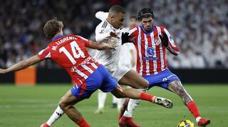 קיליאן אמבפה מול רודריגו דה פול ומרקוס יורנטה