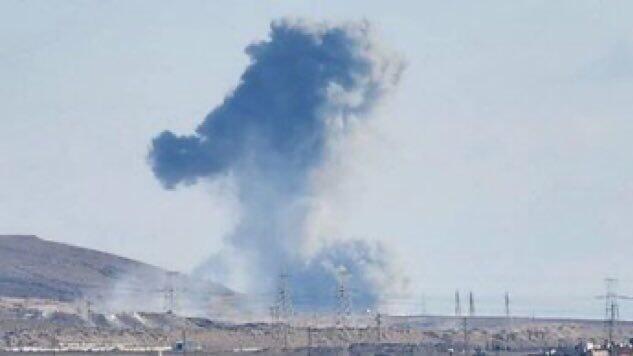 תקיפה ישראלית באזור תל אל-מאנע, שבאזור אל-כסווה, באזור הכפרי של דמשק בסוריה