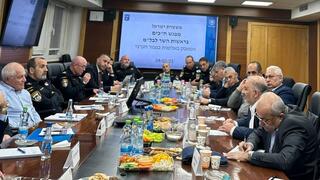 מ"מ השר לביטחון לאומי חיים כץ ומפכ"ל המשטרה דני לוי במפגש עם נציגי המגזר הערבי