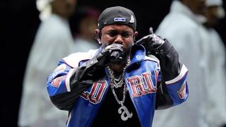 קנדריק לאמאר במופע המחצית בסופרבול