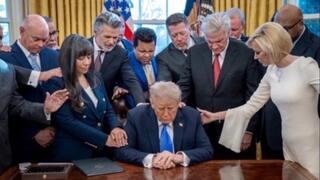 ארה"ב פאולה ווייט קיין ראש המשרד לענייני אמונה של טראמפ