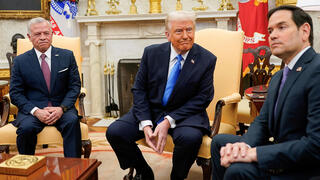 דונלד טראמפ מרקו רוביו ו עבדאללה מלך ירדן בבית הלבן ארה"ב