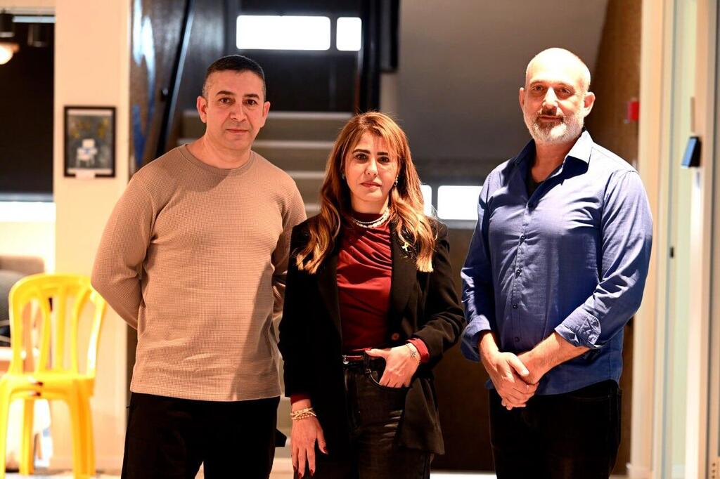אלברט ארייב, שירה אלבג ויוני לוי