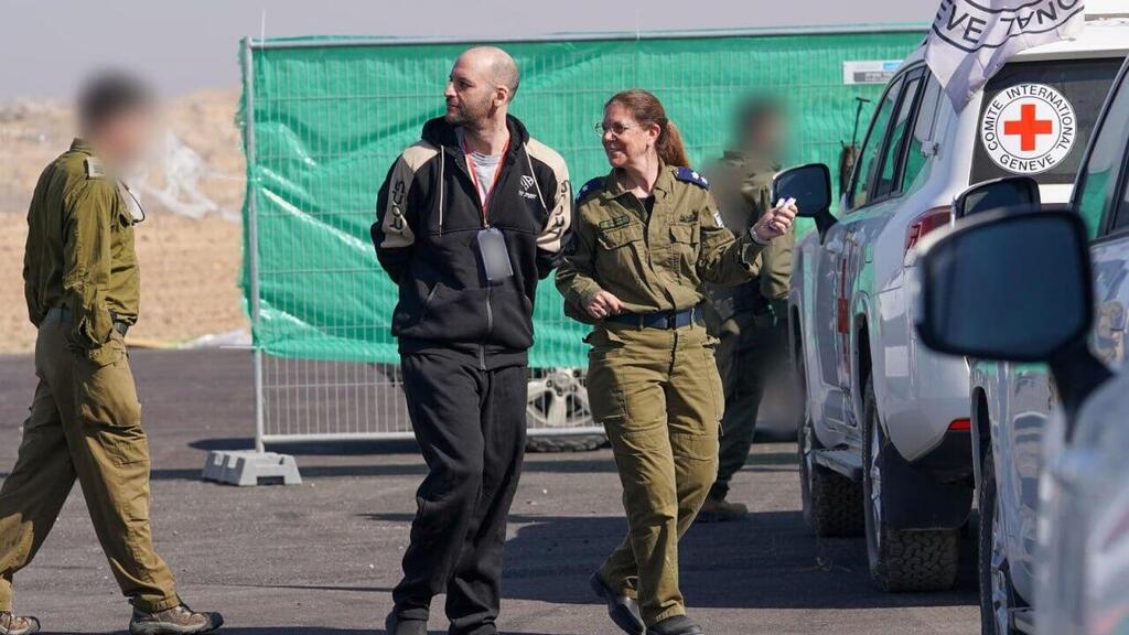יאיר הורן עובר לידי צה"ל 