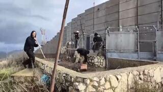 חסידי ברסלב מנסים לשפץ ולגדר את מתחם הקבר של הרב אש הנמצא בשטח לבנון