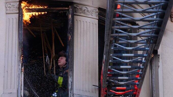 הדירה שנשרפה ליד מרכז חב"ד העולמי בברוקלין