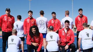 שחקני הפועל באר-שבע/דימונה והצוערים