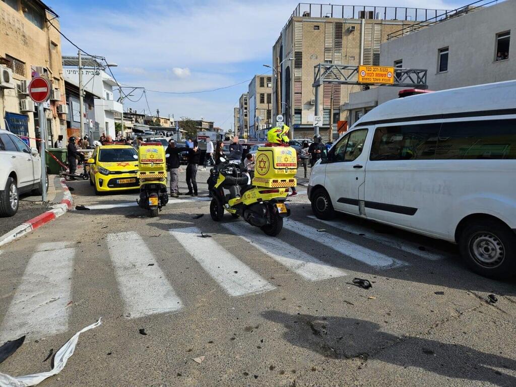 פיצוץ אופנוע ברחוב שוקן בתל אביב