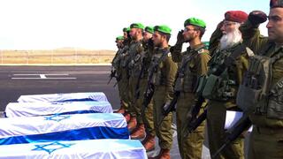 מעמד קבלת ארונות החטופים החללים על-ידי כוח צה"ל