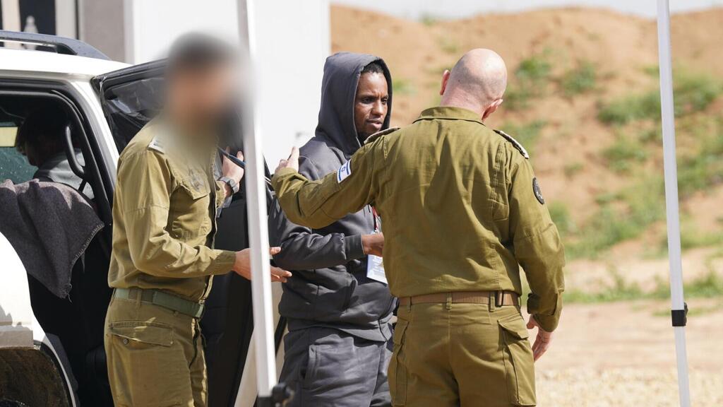   אברה מנגיסטו 