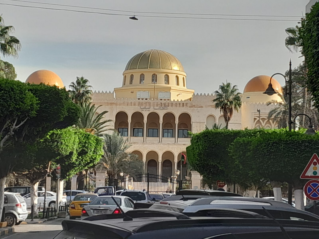 בניין ממשלתי בטריפולי, לוב